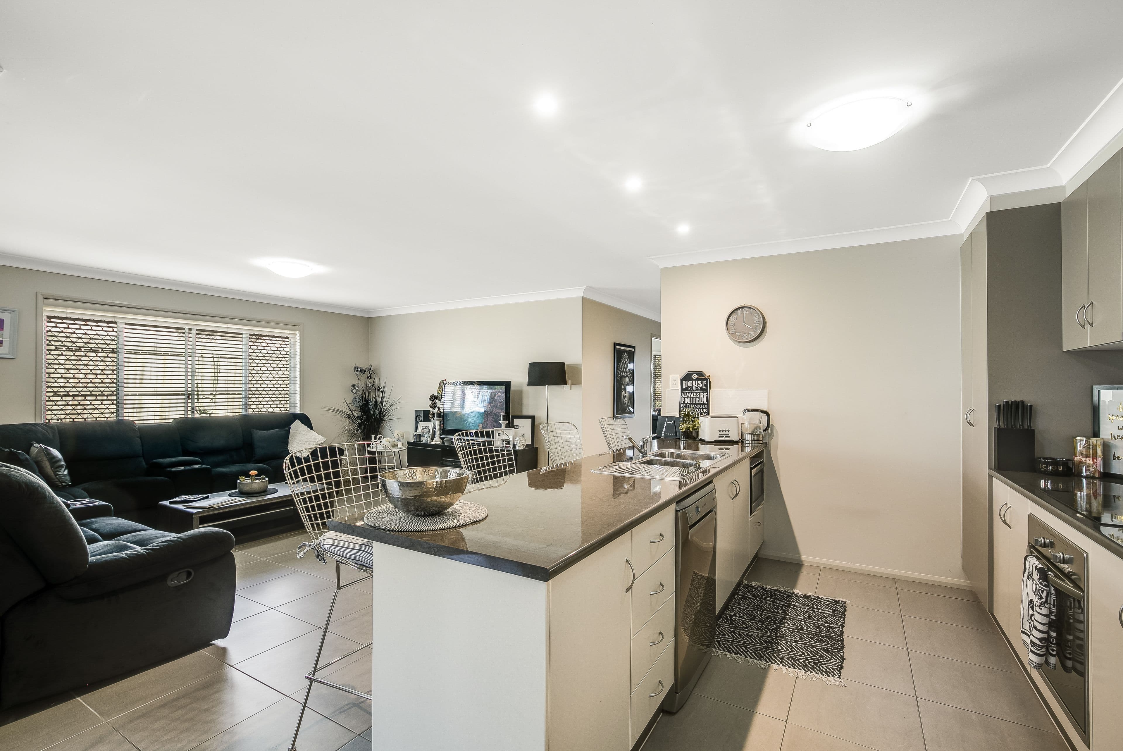 49 Sunset Drive, Glenvale QLD 4350, Glenvale - Thumbnail 2