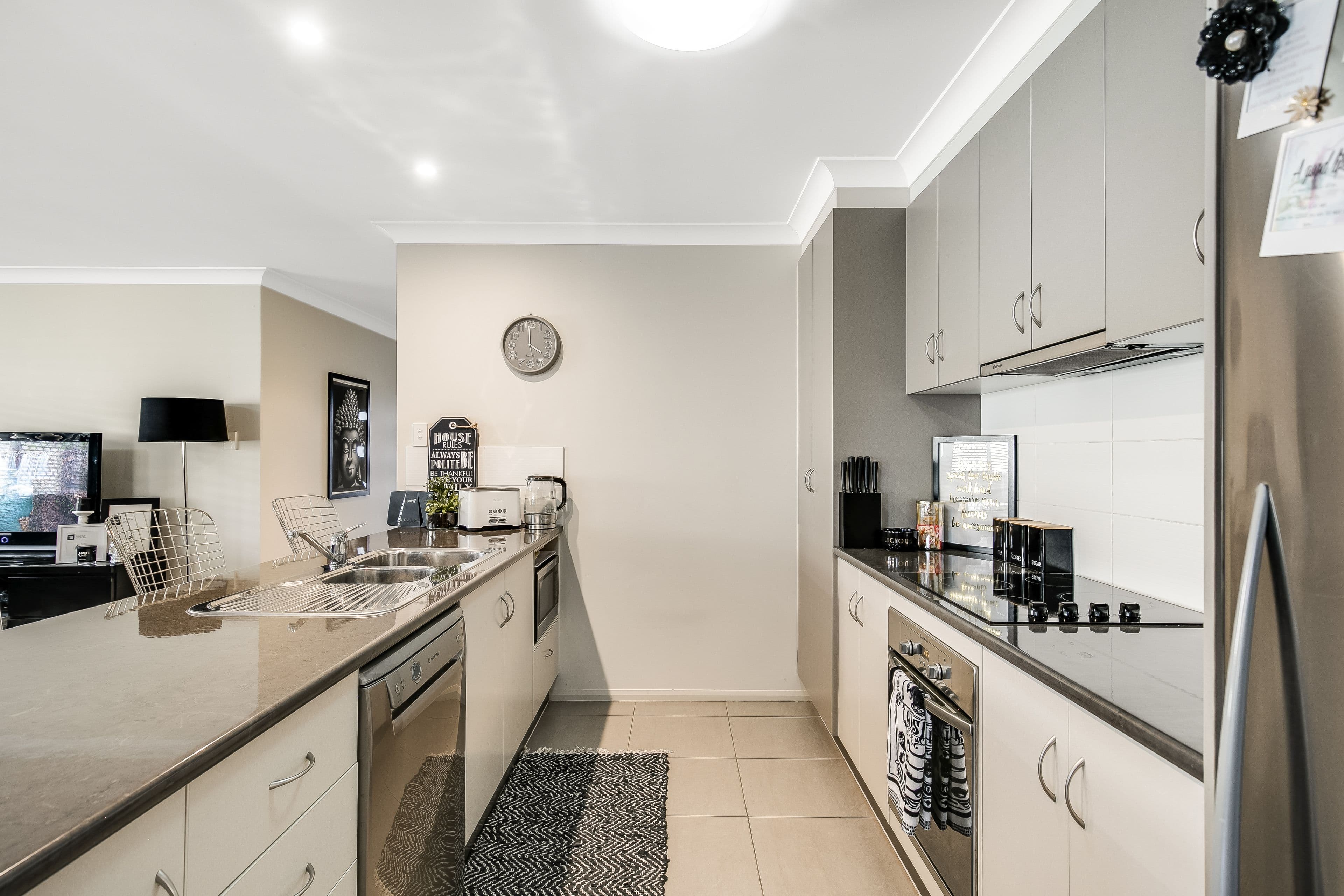 49 Sunset Drive, Glenvale QLD 4350, Glenvale - Thumbnail 3