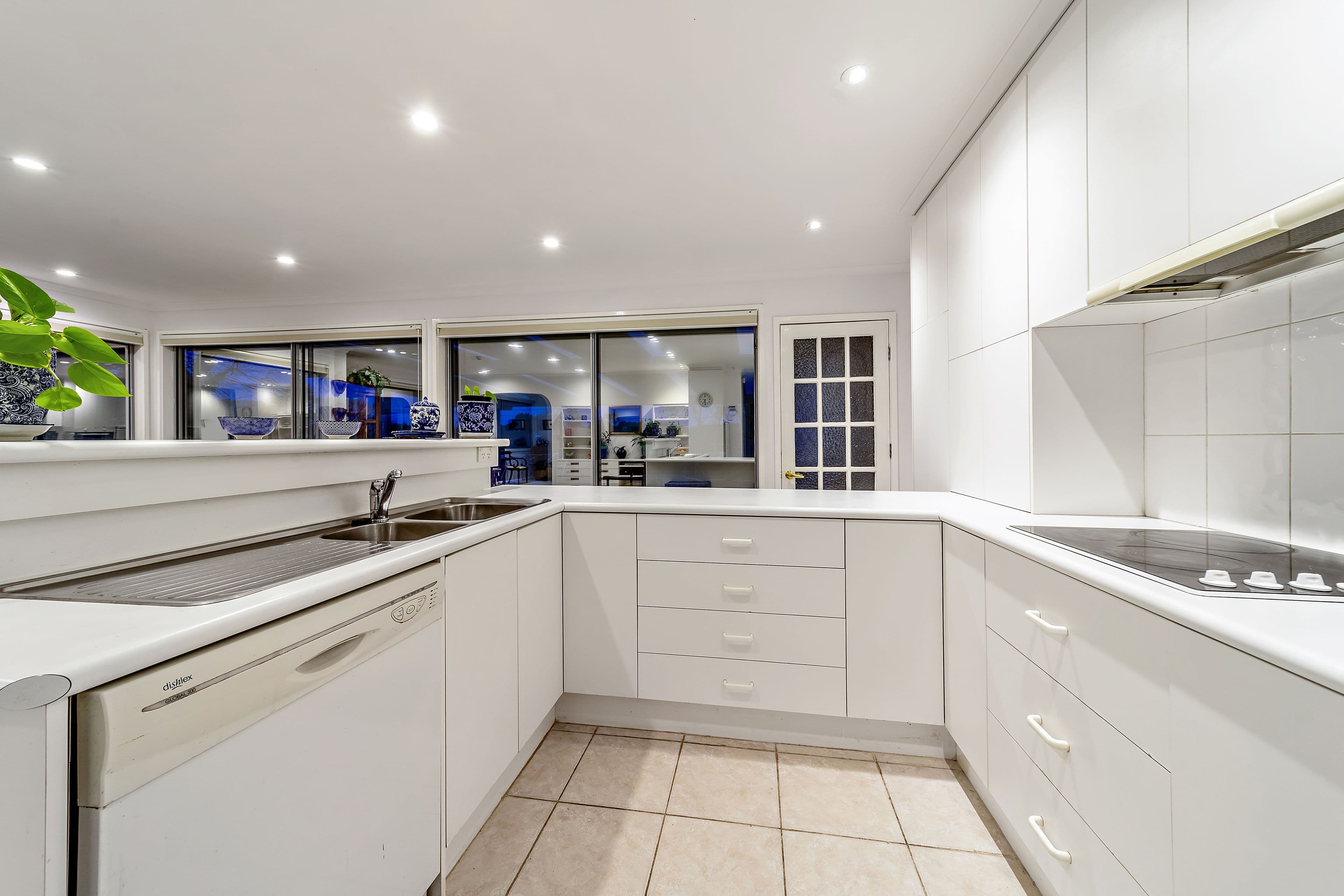 22 Calder Crescent, Holder ACT 2611, Holder - Thumbnail 6