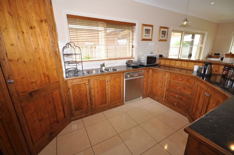 4 Oban Lane, BANNOCKBURN VIC 3331, Bannockburn - Thumbnail 2