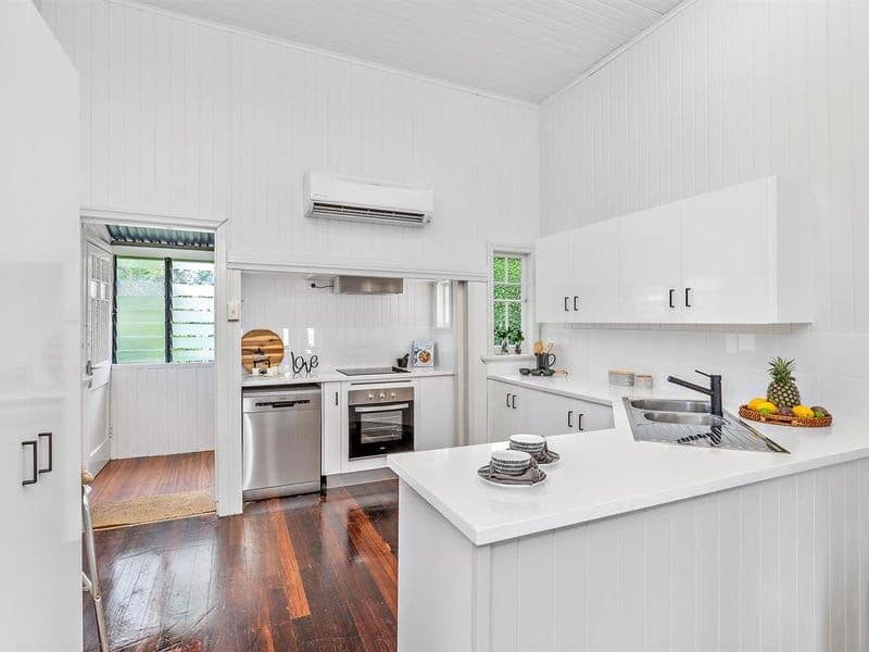 21 Rose Street, Westcourt QLD 4870, Westcourt - Thumbnail 5