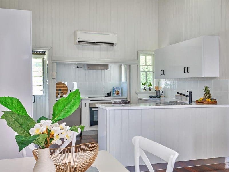 21 Rose Street, Westcourt QLD 4870, Westcourt - Thumbnail 6