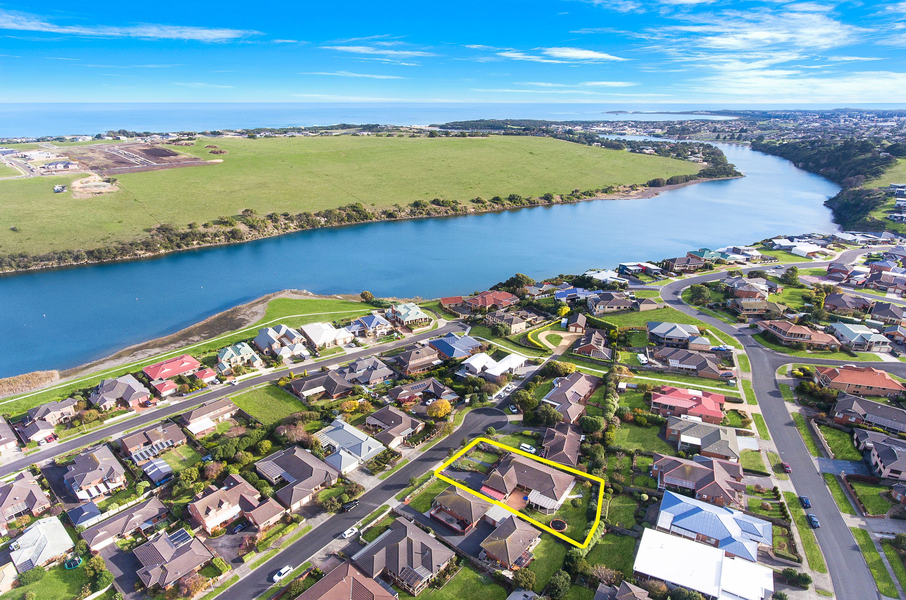 13 Greenvale Court, Warrnambool VIC 3280, Warrnambool - Thumbnail 2