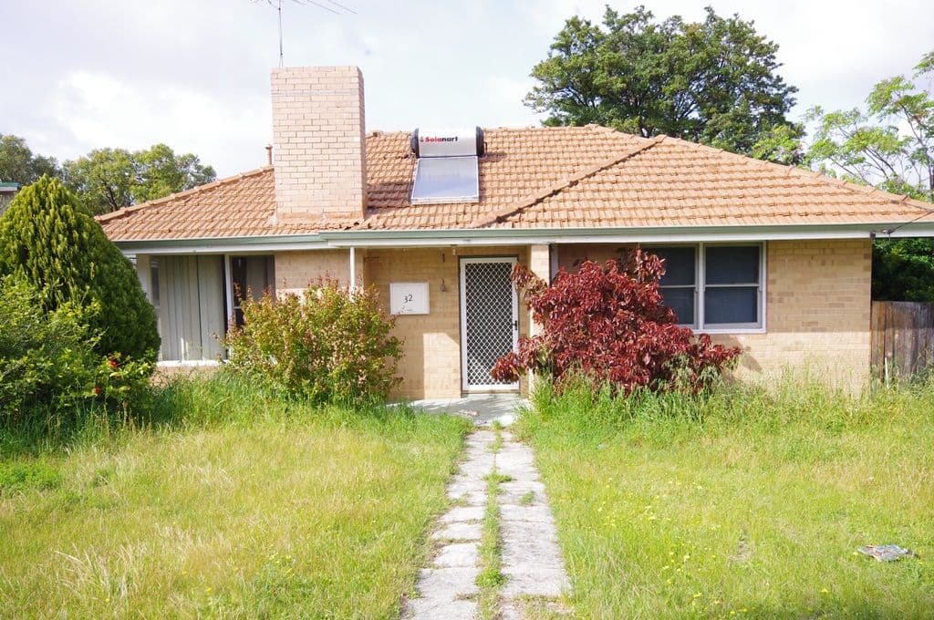32 Camberwell Road, BALGA WA 6061, Balga - Thumbnail 2