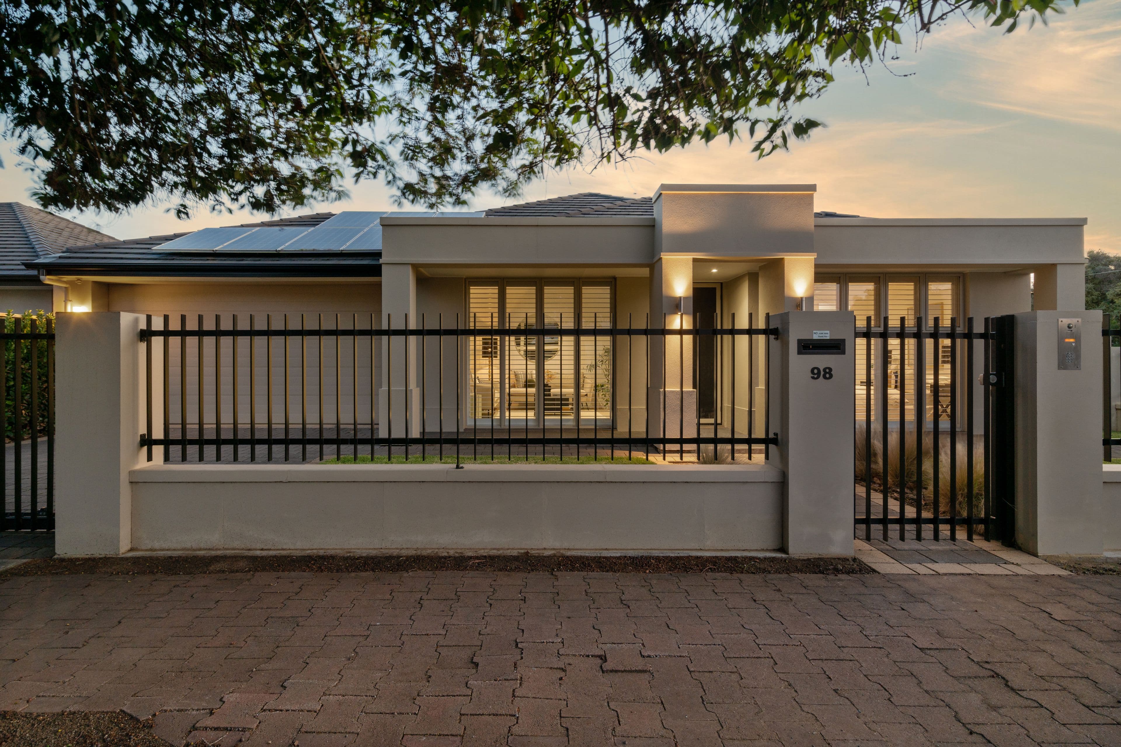 98 Harding Street, Somerton Park SA 5044, Somerton Park - Thumbnail 2