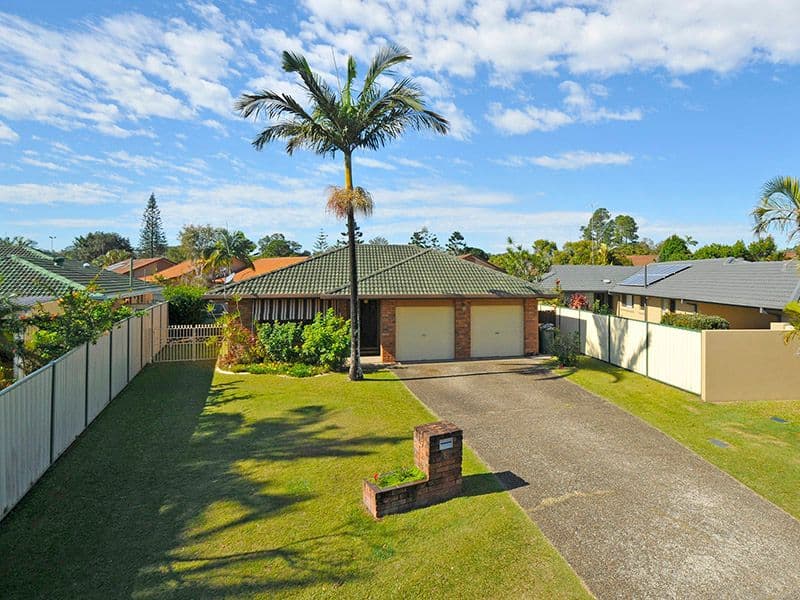 6 Pinon Close, ELANORA QLD 4221, Elanora - Image 1
