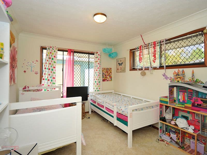 6 Pinon Close, ELANORA QLD 4221, Elanora - Thumbnail 8