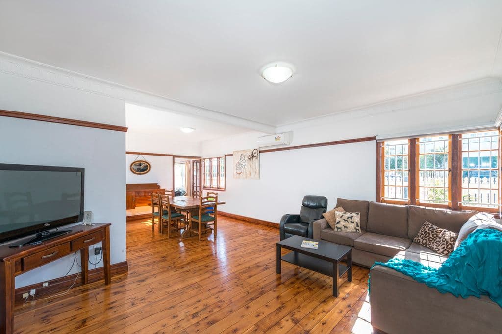 64 Holland Road, HOLLAND PARK QLD 4121, Holland Park - Image 1