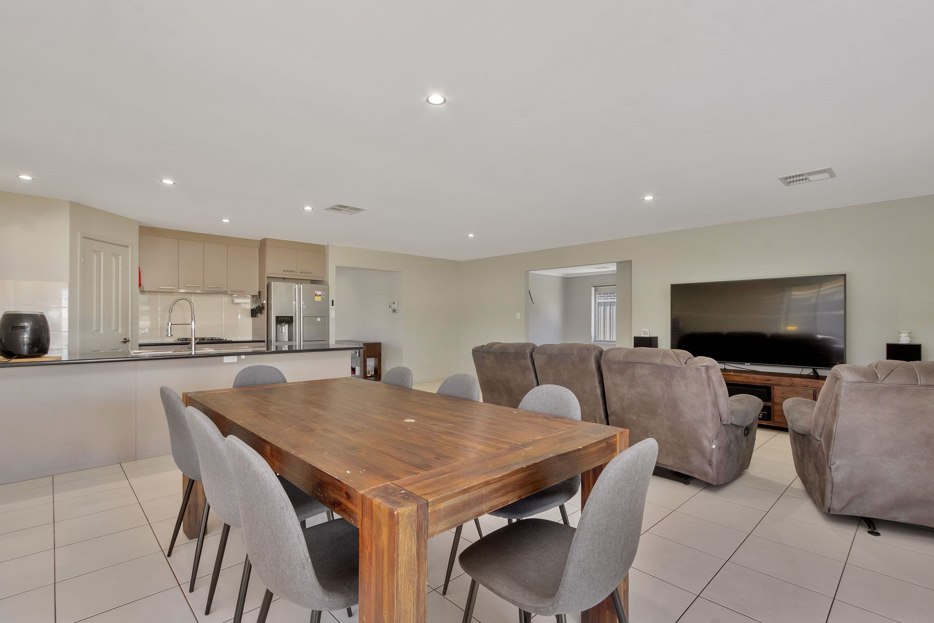 33 Magnolia Boulevard, Two Wells SA 5501, Two Wells - Thumbnail 2