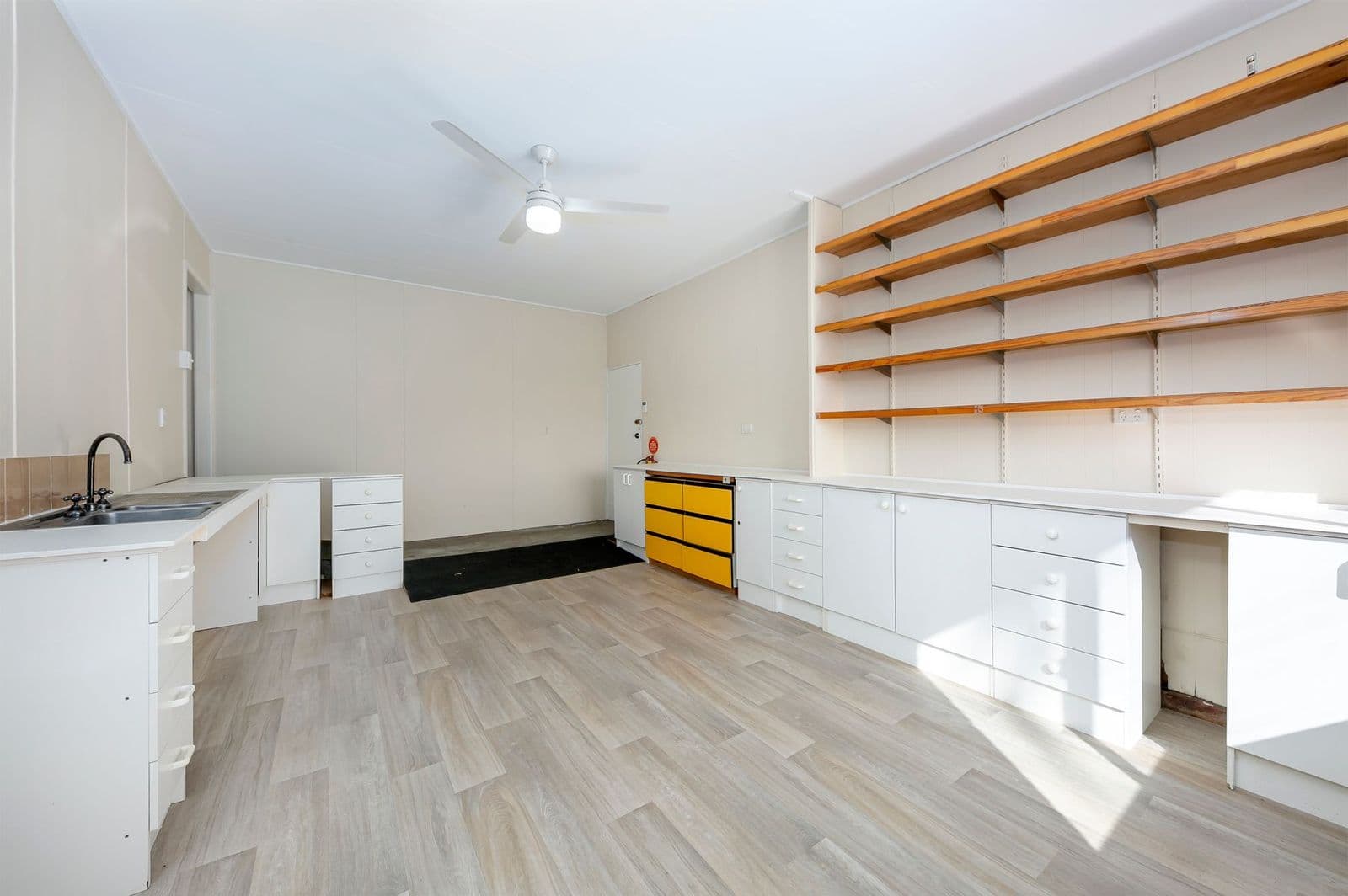 24 Moorindil Street, Tewantin QLD 4565, Tewantin - Thumbnail 6