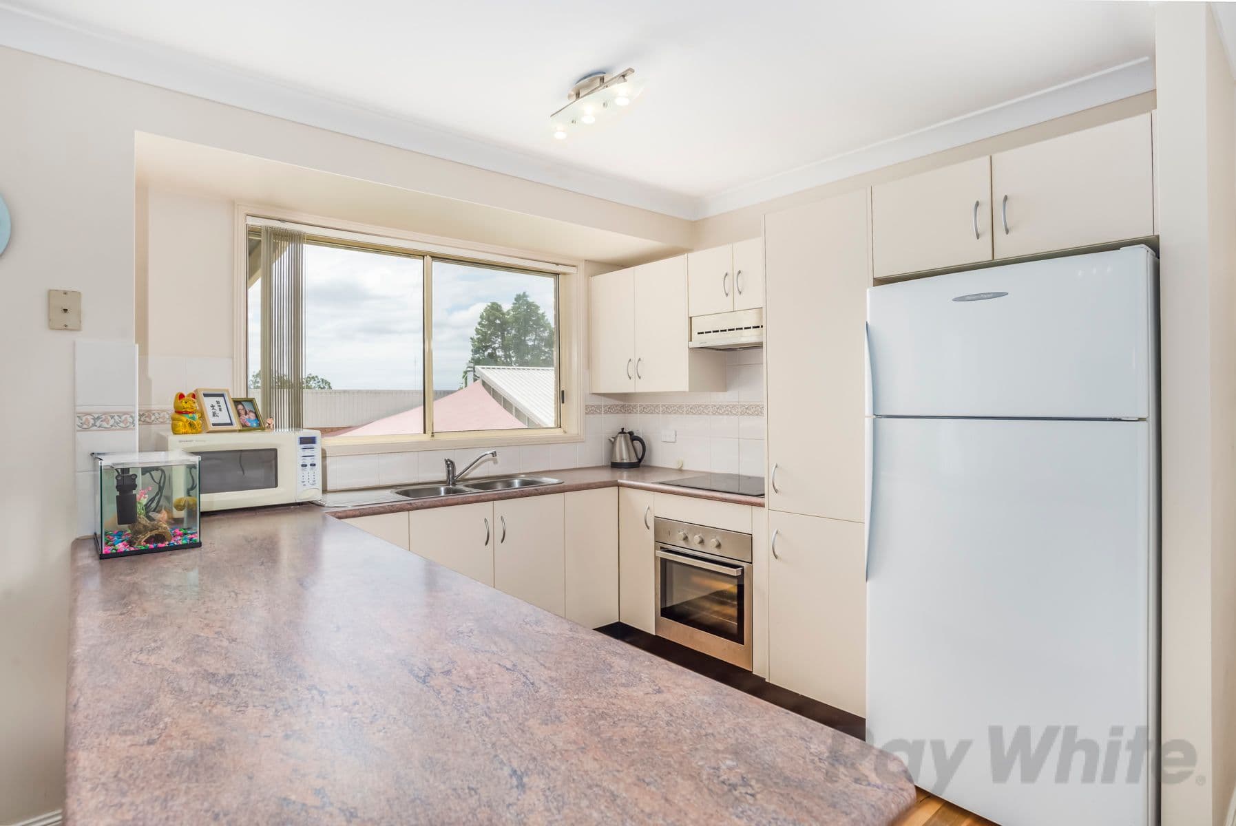22 Wyera Crescent, Carey Bay - Thumbnail 3
