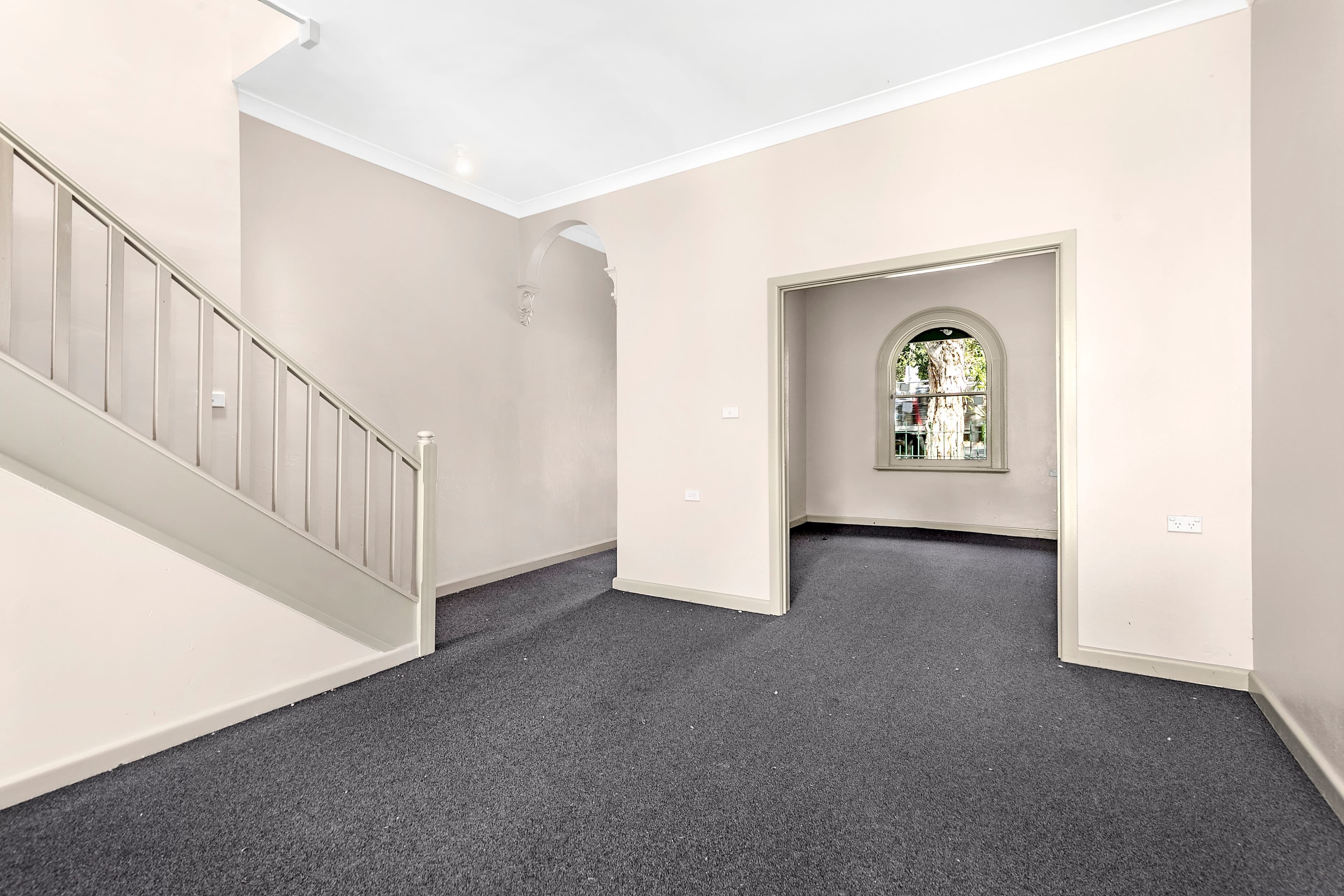 692 Elizabeth Street, Waterloo - Thumbnail 4