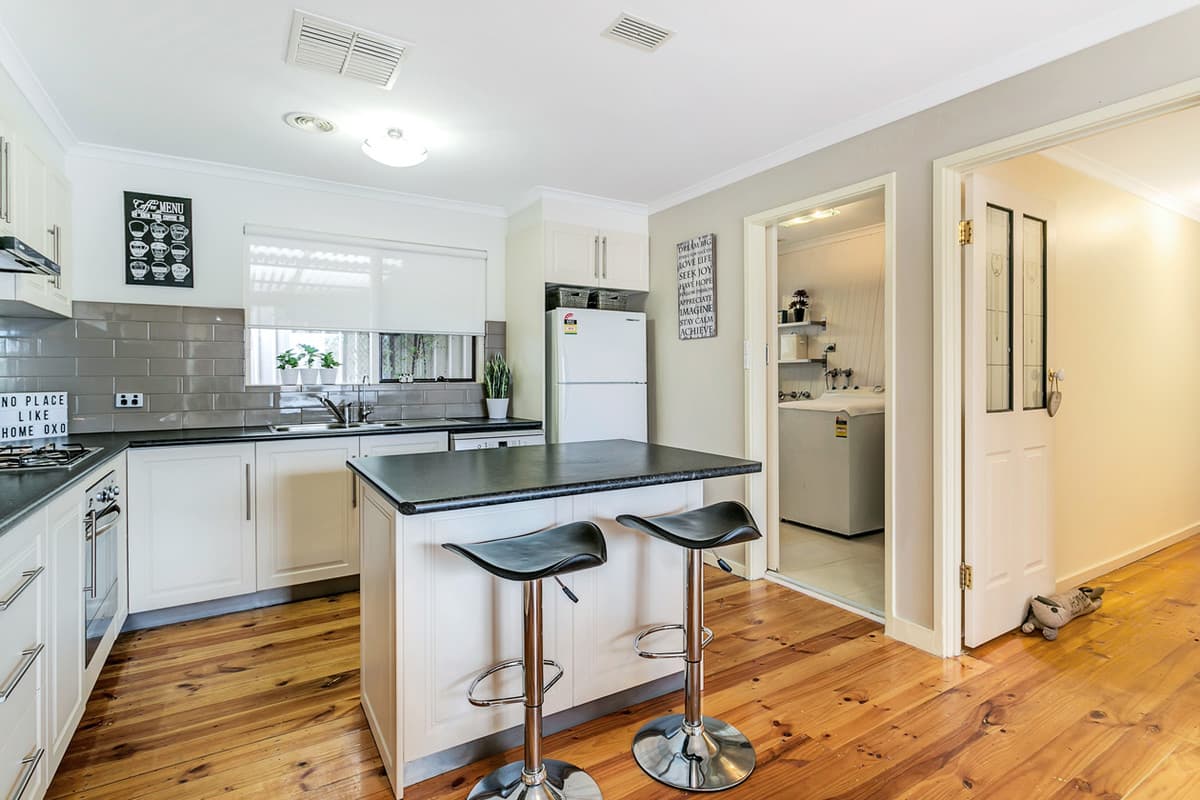 9 Carole Crescent, Modbury SA 5092, Modbury - Thumbnail 5