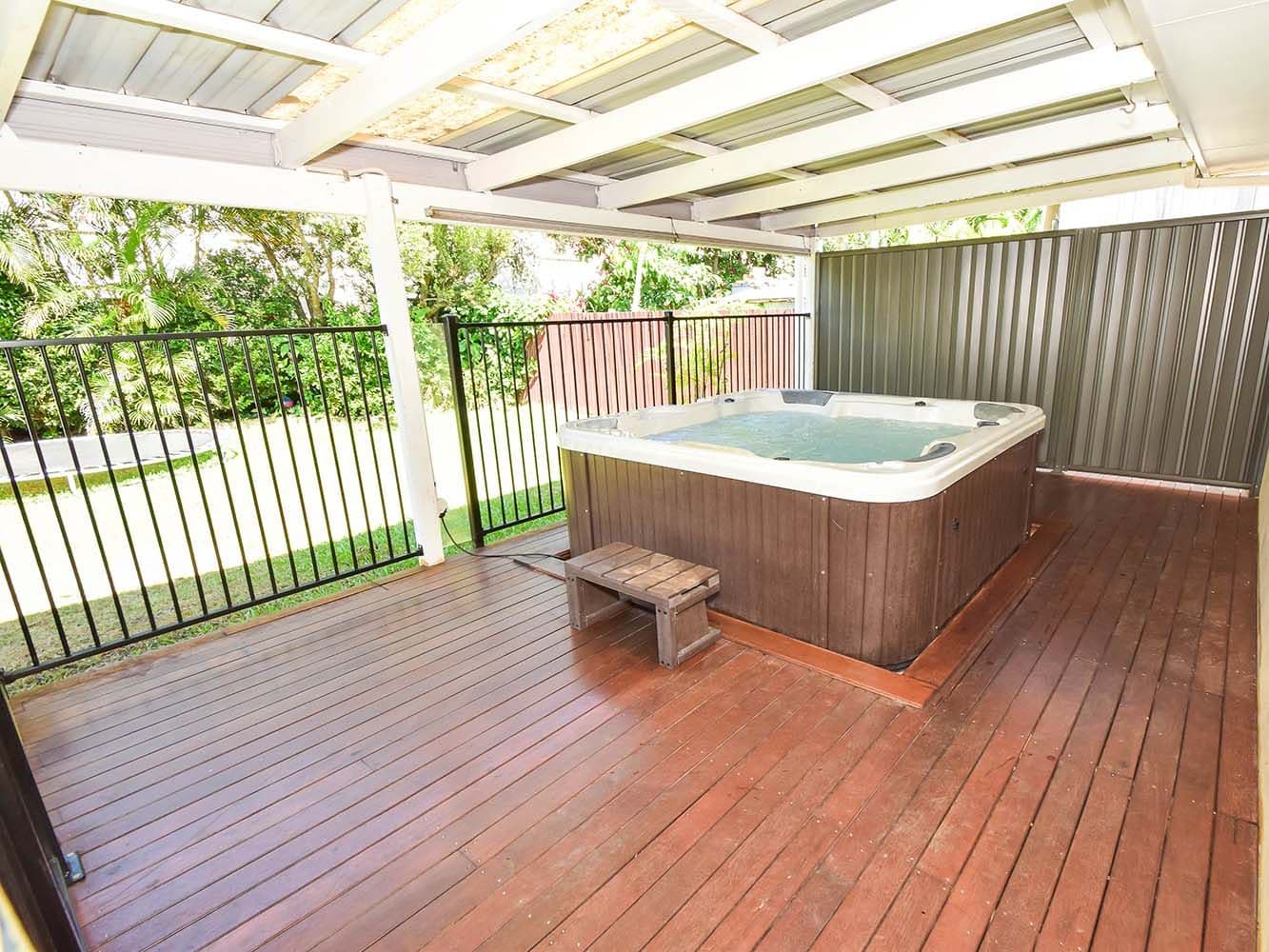 31 Richardson Street, Pacific Paradise QLD 4564, Pacific Paradise - Thumbnail 2