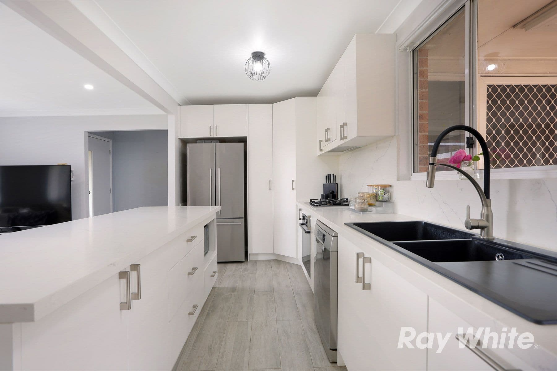 27 Melanie Street, Hassall Grove NSW 2761, Hassall Grove - Thumbnail 2