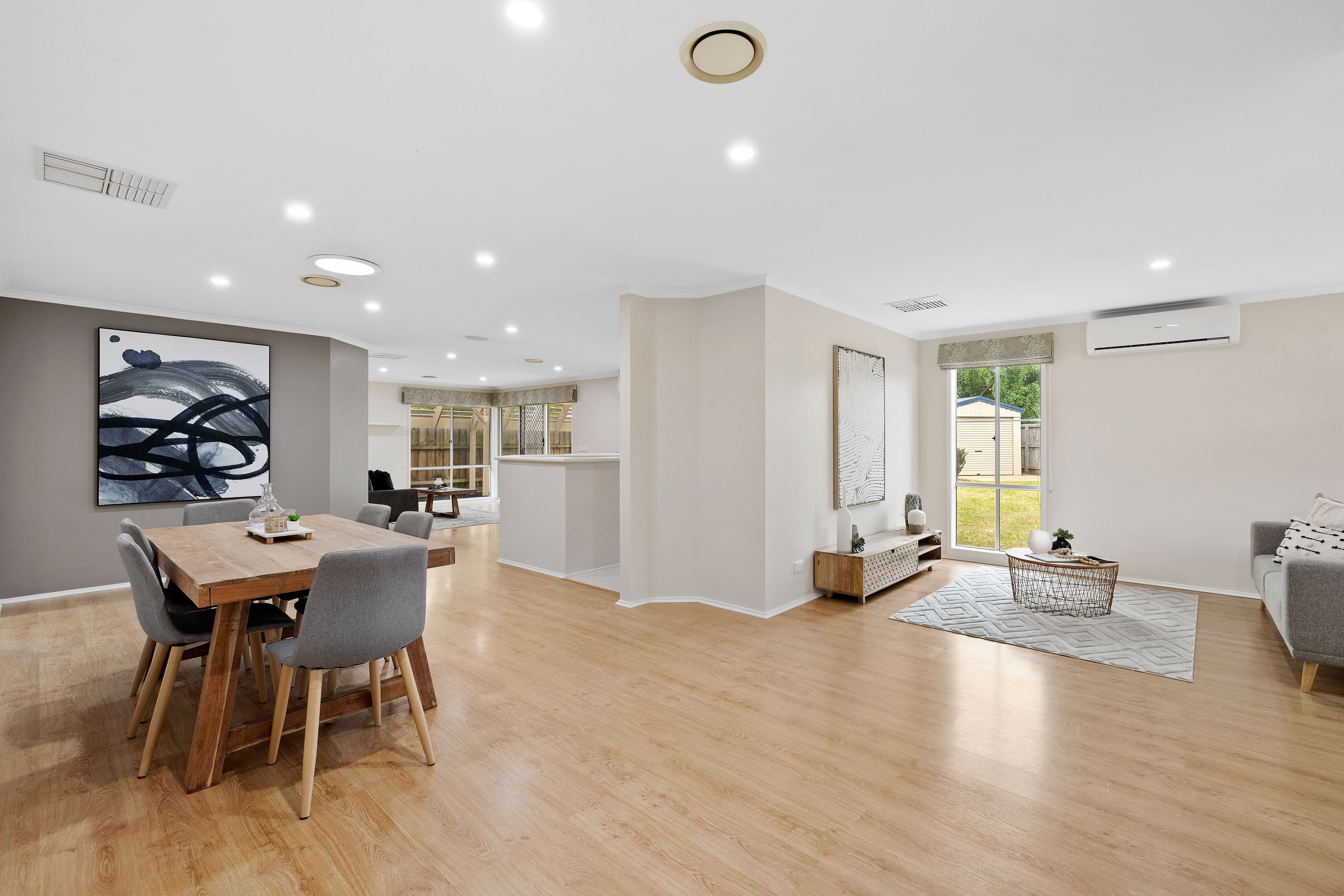 9 Macgregor Court, Rowville VIC 3178, Rowville - Thumbnail 2