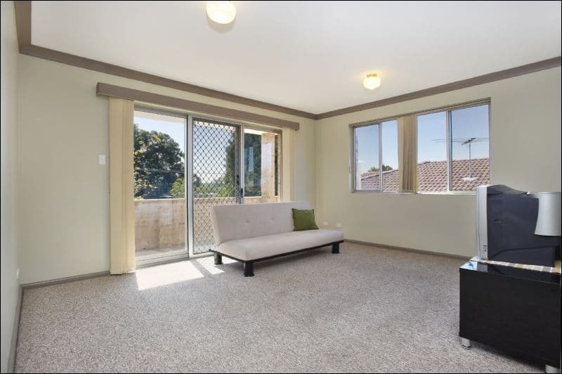 14 Caroline Street, WESTMEAD NSW 2145, Westmead - Thumbnail 2