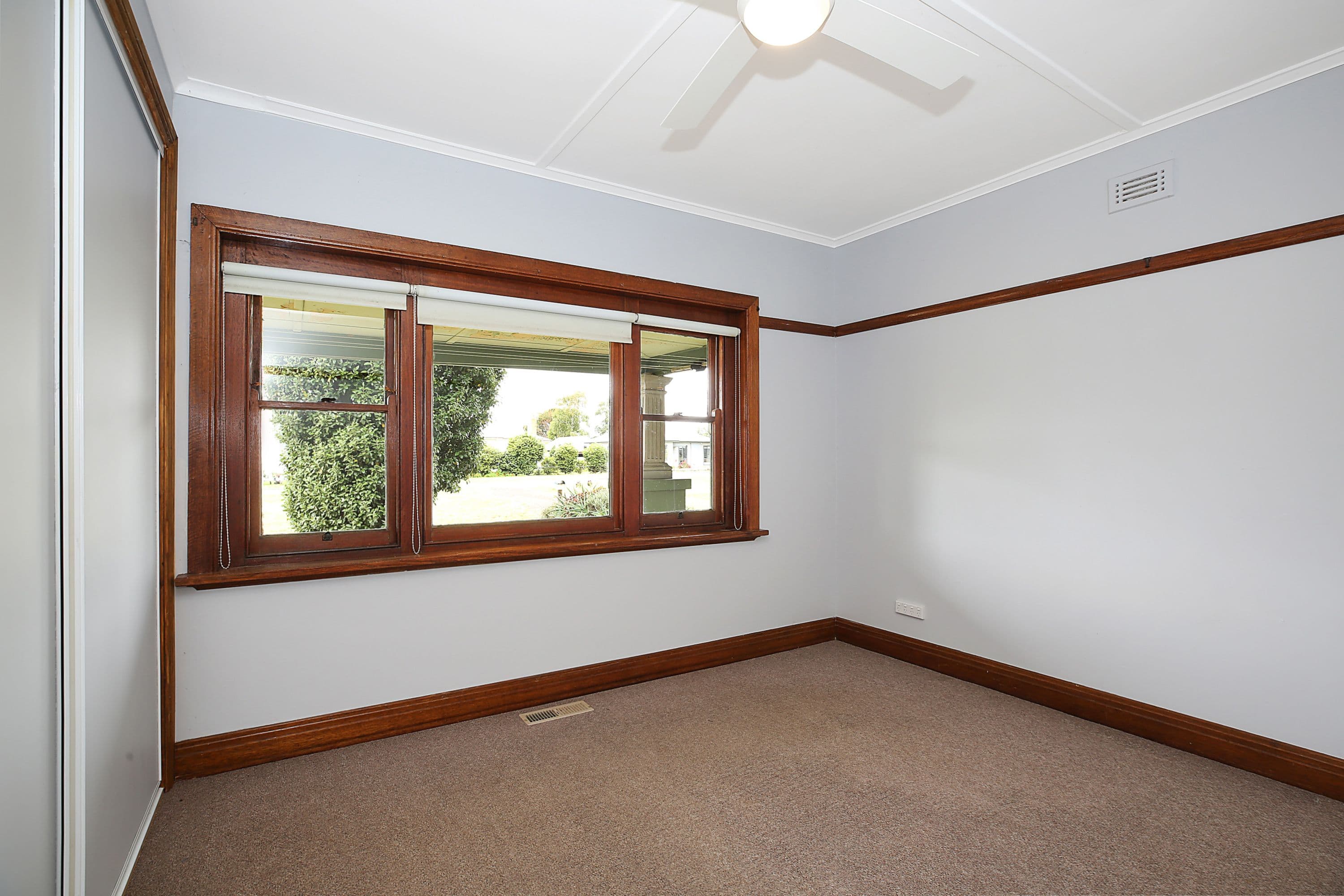 63 Mitchell Street, Cobden VIC 3266, Cobden - Thumbnail 7