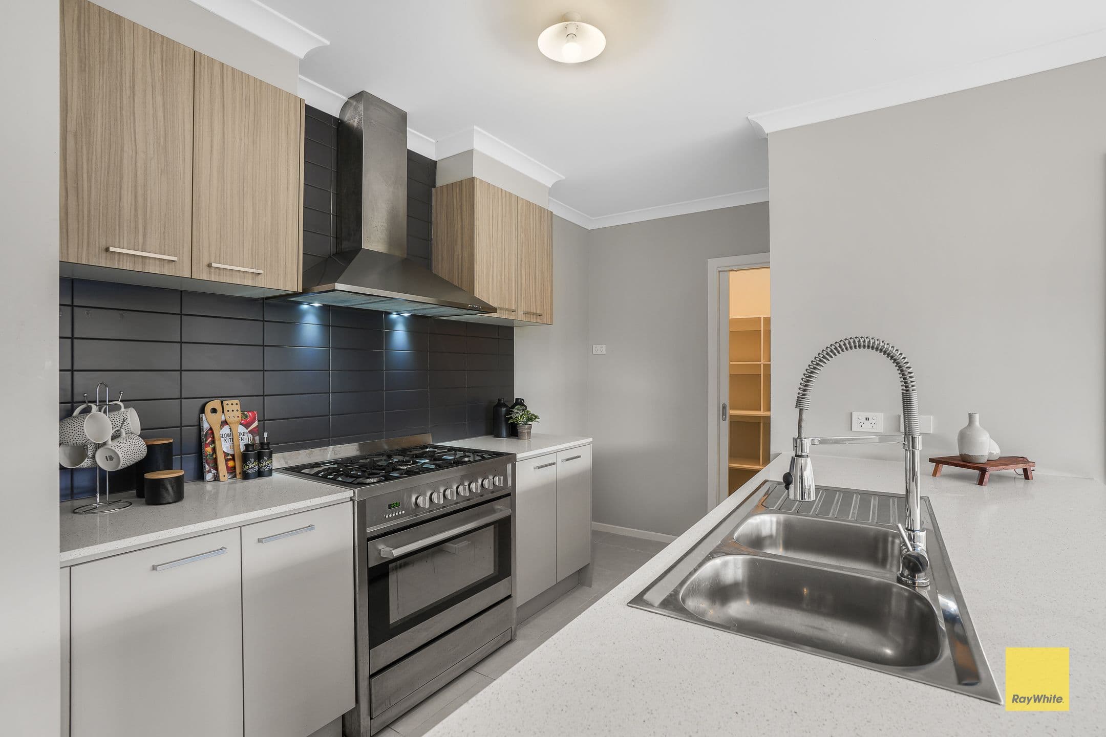 16 lovicks Road, WEIR VIEWS VIC 3338, Weir Views - Thumbnail 5