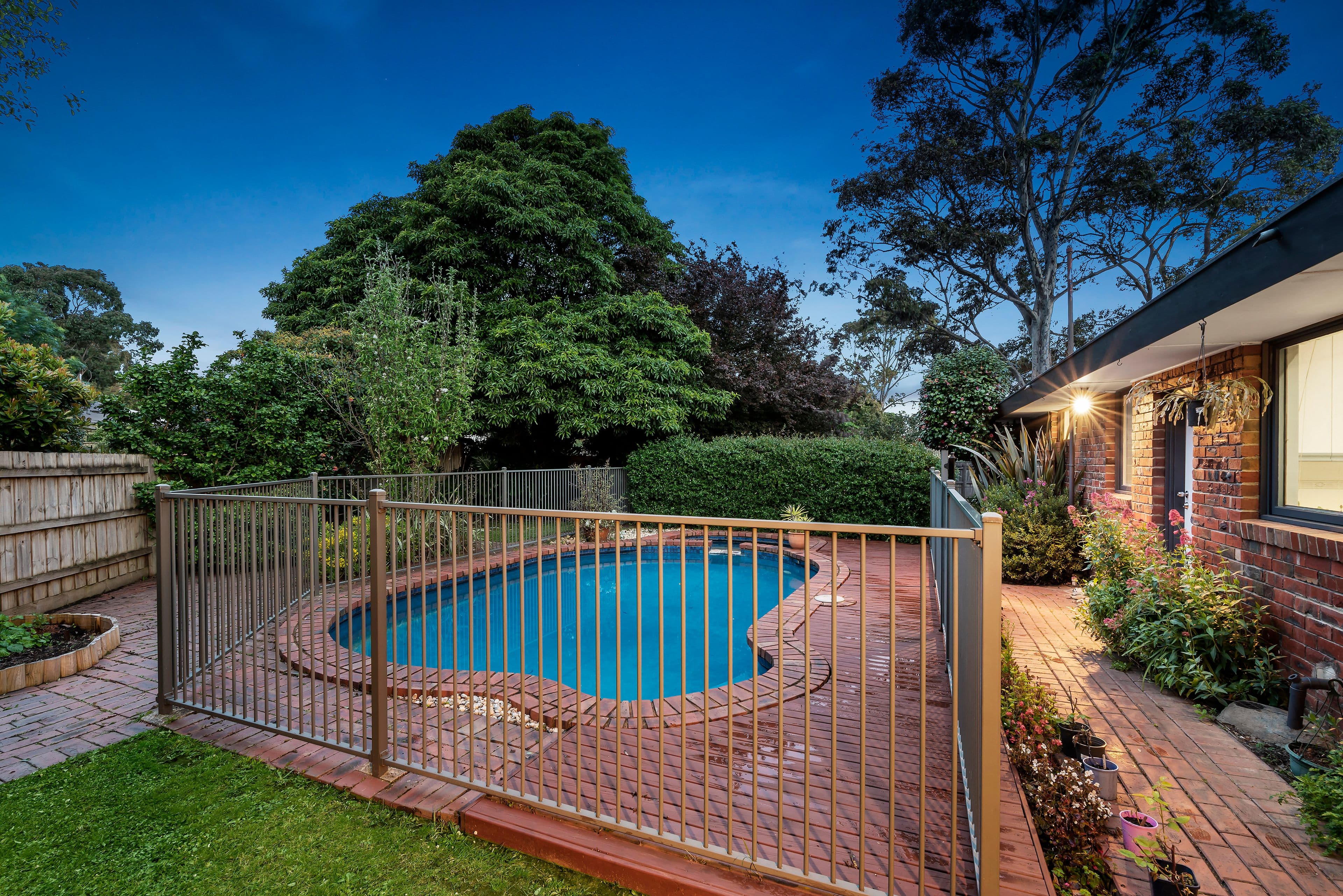 7 Sherwood Rise, Vermont South VIC 3133, Vermont South - Thumbnail 2