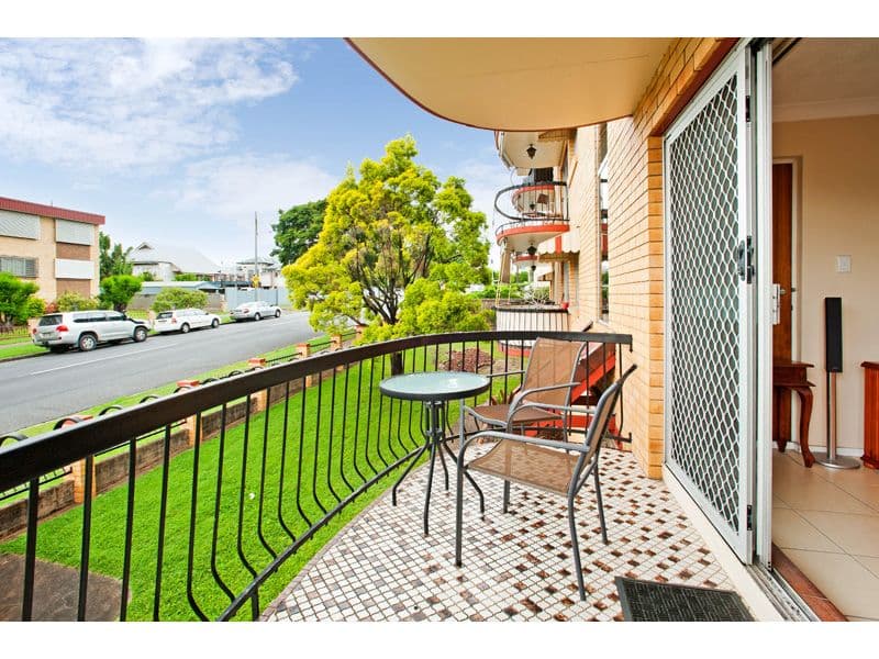 35 Kitchener Street, COORPAROO QLD 4151, Coorparoo - Thumbnail 6