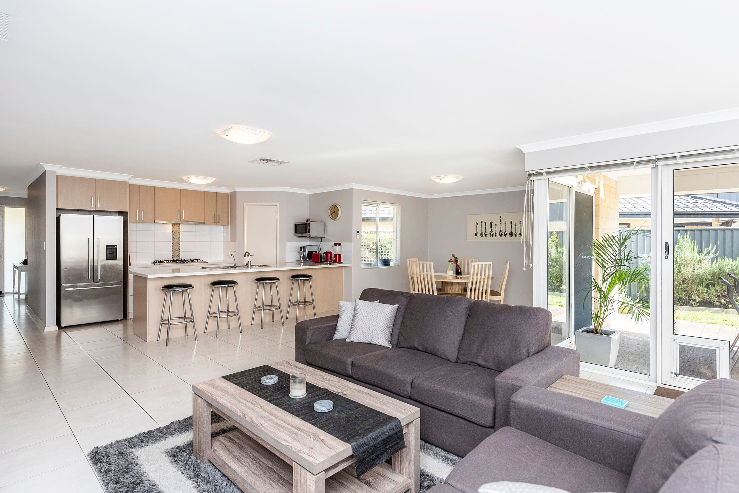 16 Hoover Bend, Baldivis WA 6171, Baldivis - Image 1