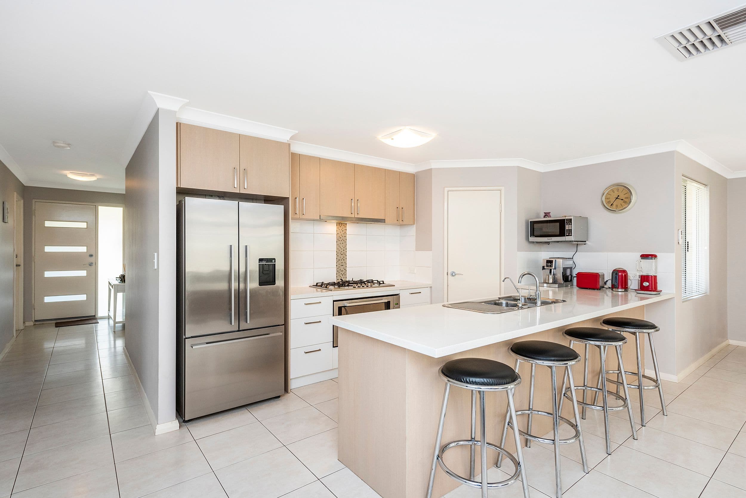16 Hoover Bend, Baldivis WA 6171, Baldivis - Thumbnail 2