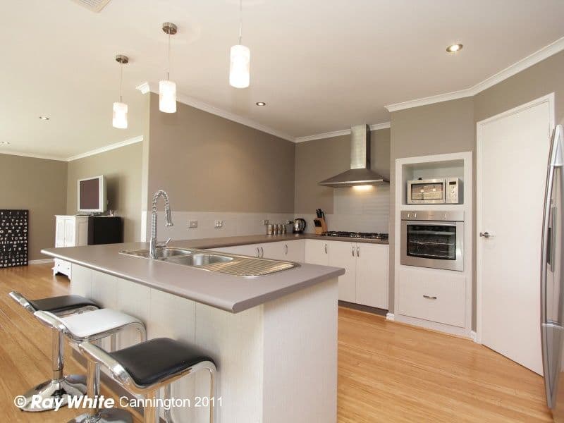 23 Grenoble Street, PIARA WATERS WA 6112, Piara Waters - Thumbnail 2