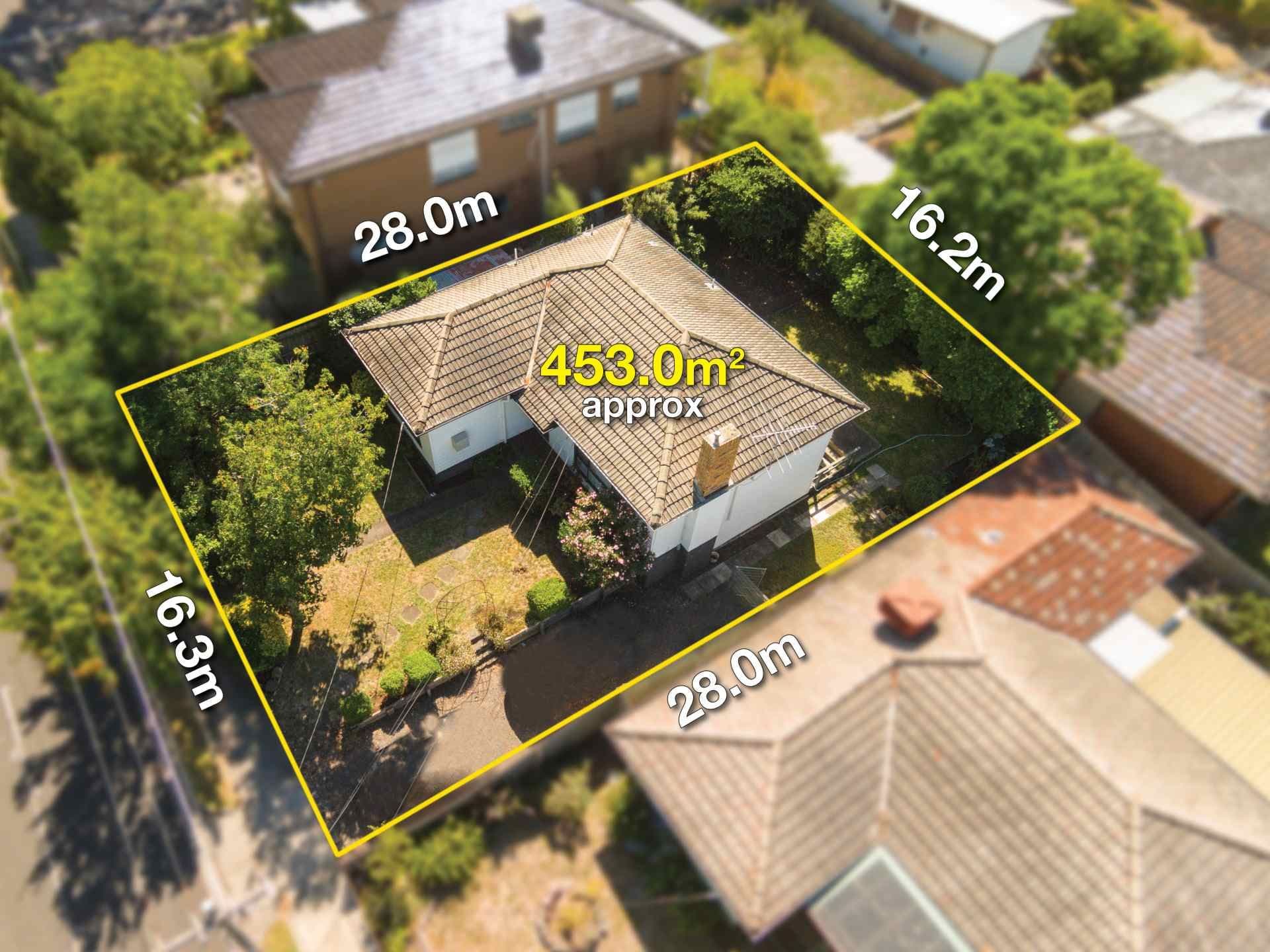 4 Don Street, Reservoir VIC 3073, Reservoir - Thumbnail 2