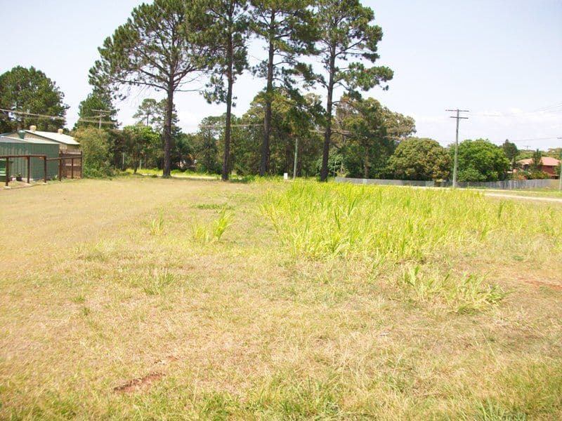 2 Grevillea Street, RUSSELL ISLAND QLD 4184, Russell Island - Thumbnail 2