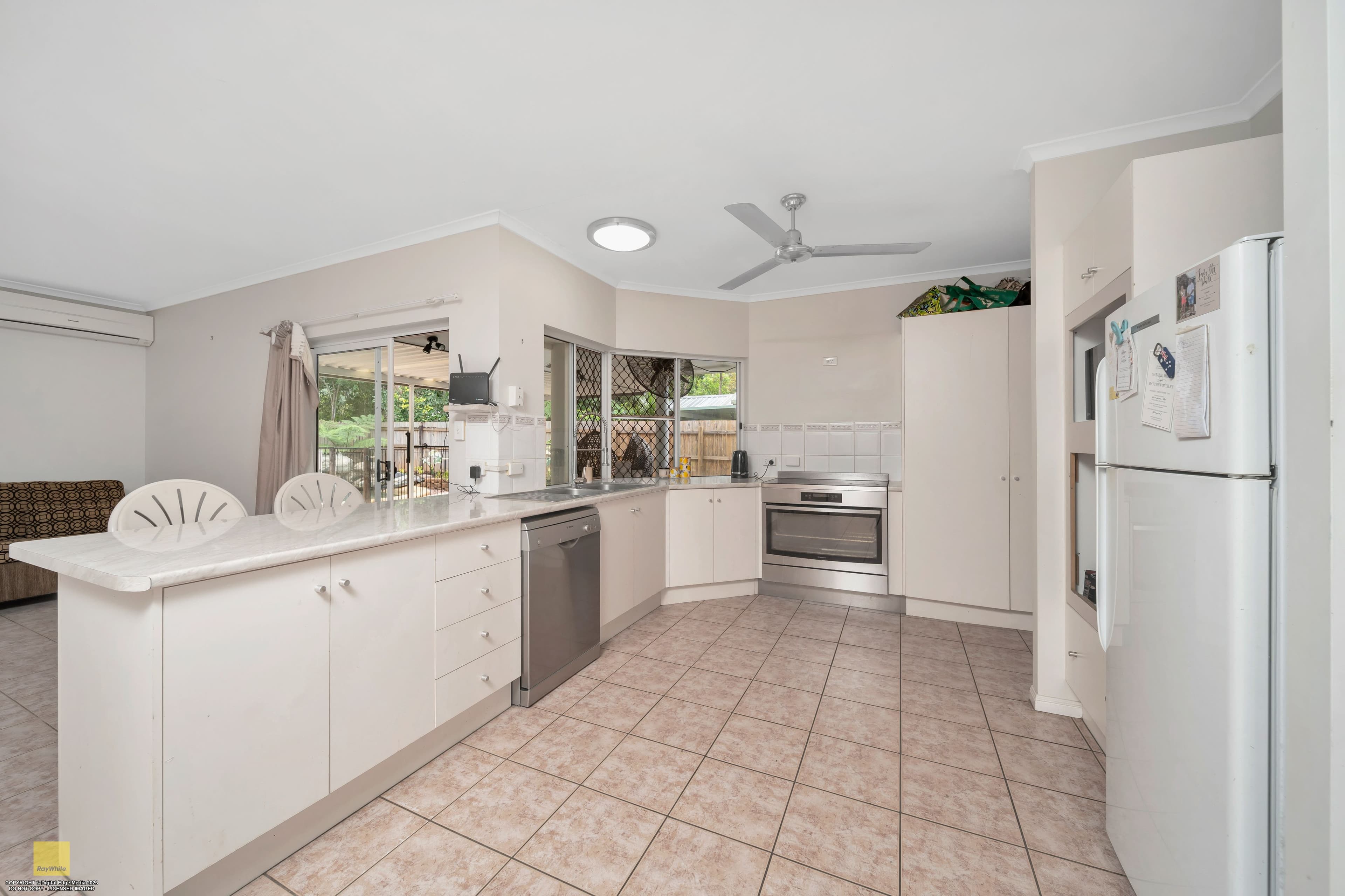 11 Compton Court, Bentley Park QLD 4869, Bentley Park - Thumbnail 3