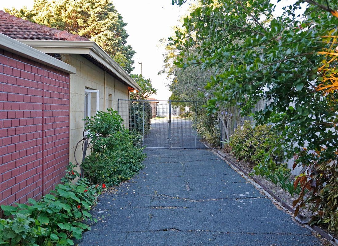 2 Mirador Road, MORLEY WA 6062, Morley - Thumbnail 2