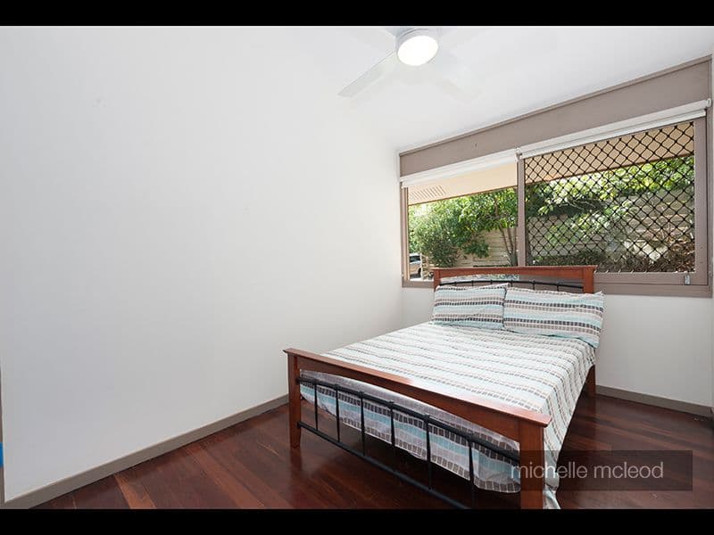 24 Rowena Street, Kenmore QLD 4069, Kenmore - Thumbnail 8