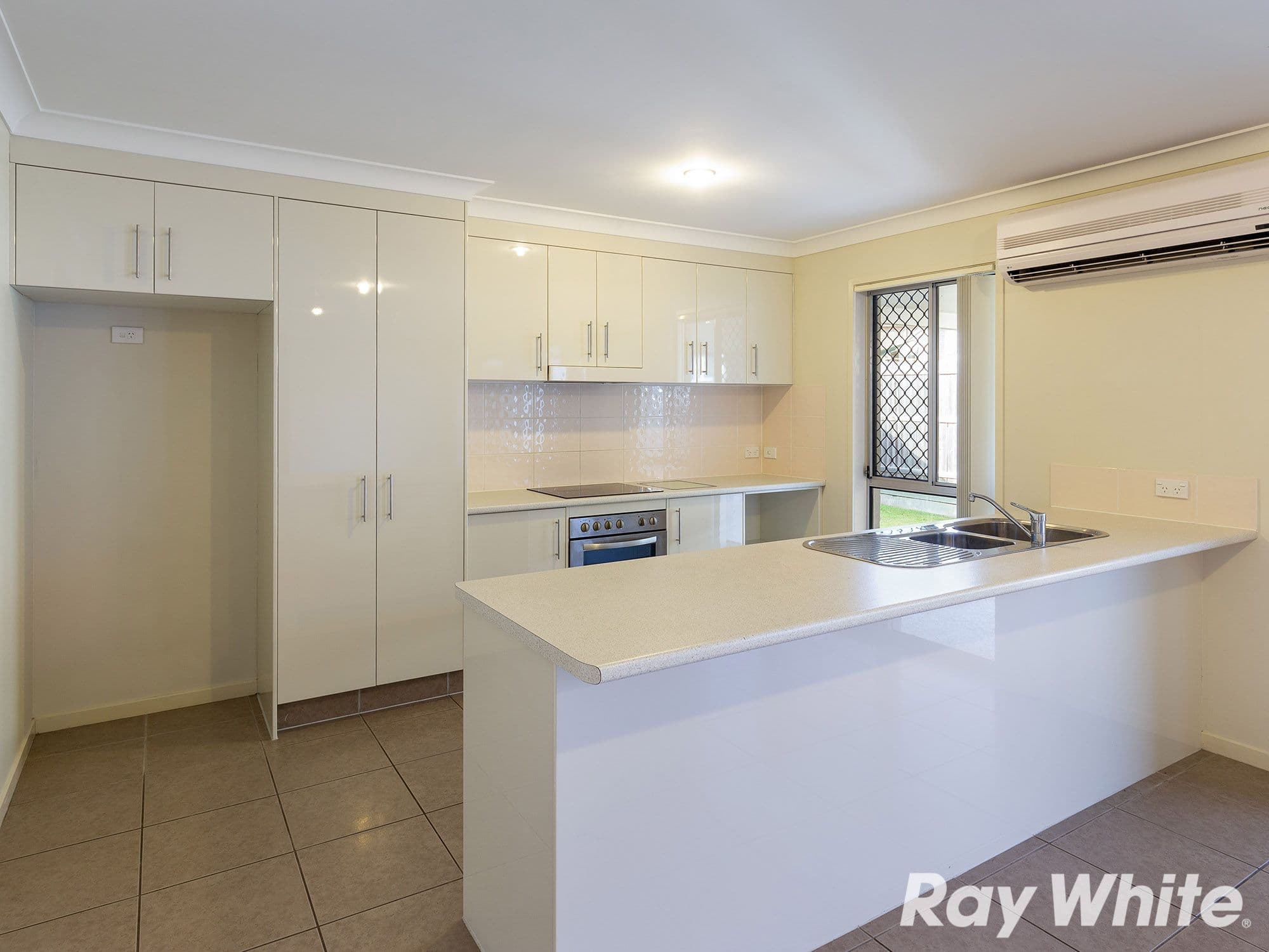22 Webb Street, Calamvale QLD 4116, Calamvale - Thumbnail 4