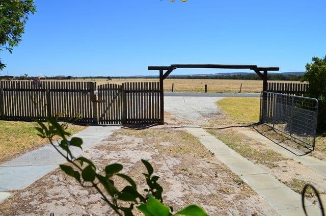 48 Turner Road, Bullsbrook WA 6084, Bullsbrook - Thumbnail 2