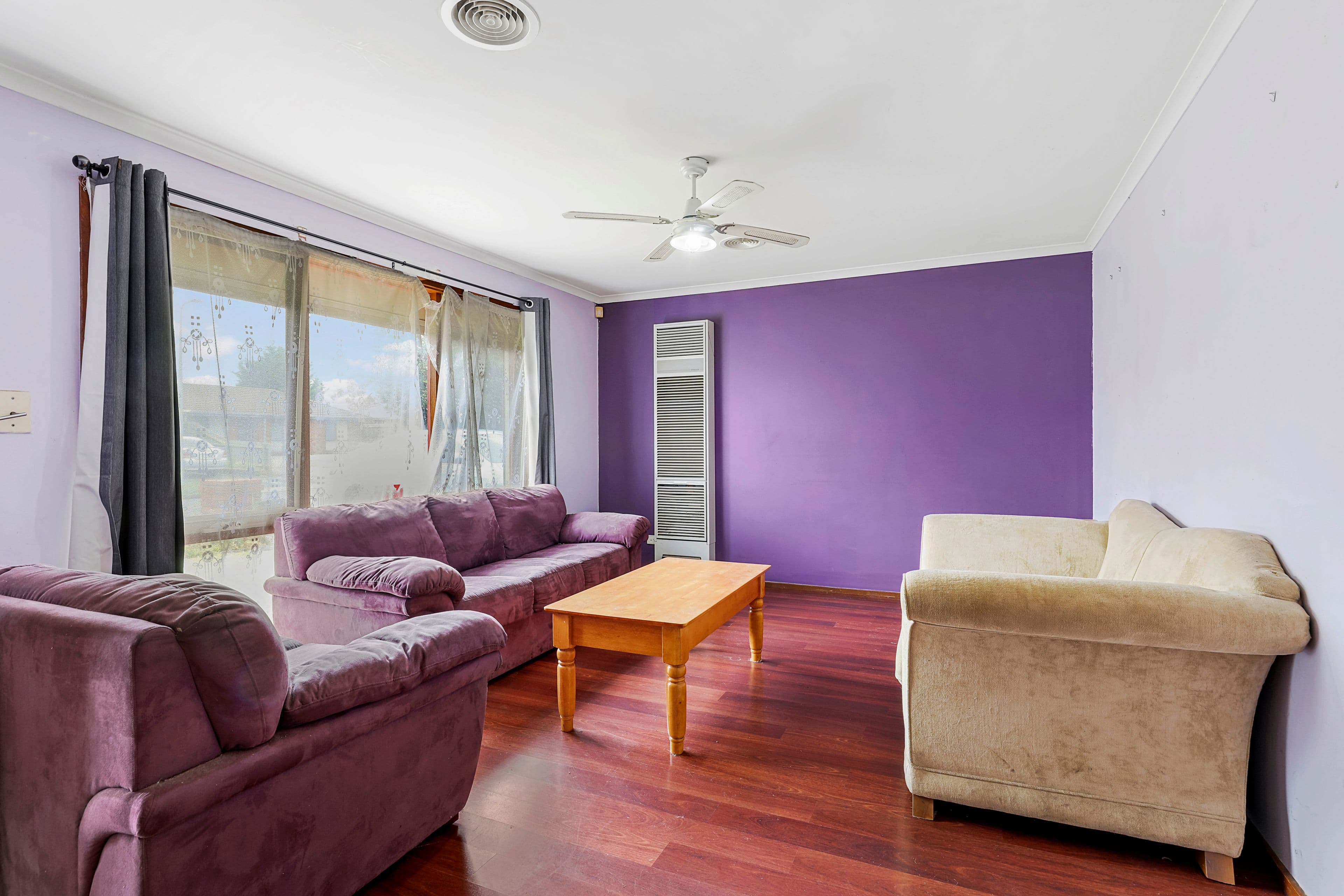 136 Courtenay Avenue, Cranbourne North VIC 3977, Cranbourne North - Thumbnail 2