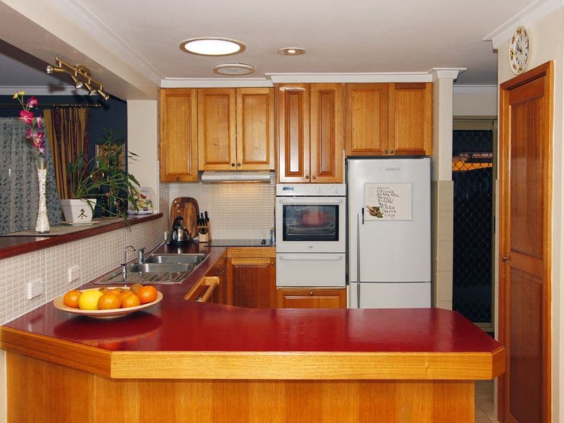 10 Macaw Gardens, BALLAJURA WA 6066, Ballajura - Thumbnail 3