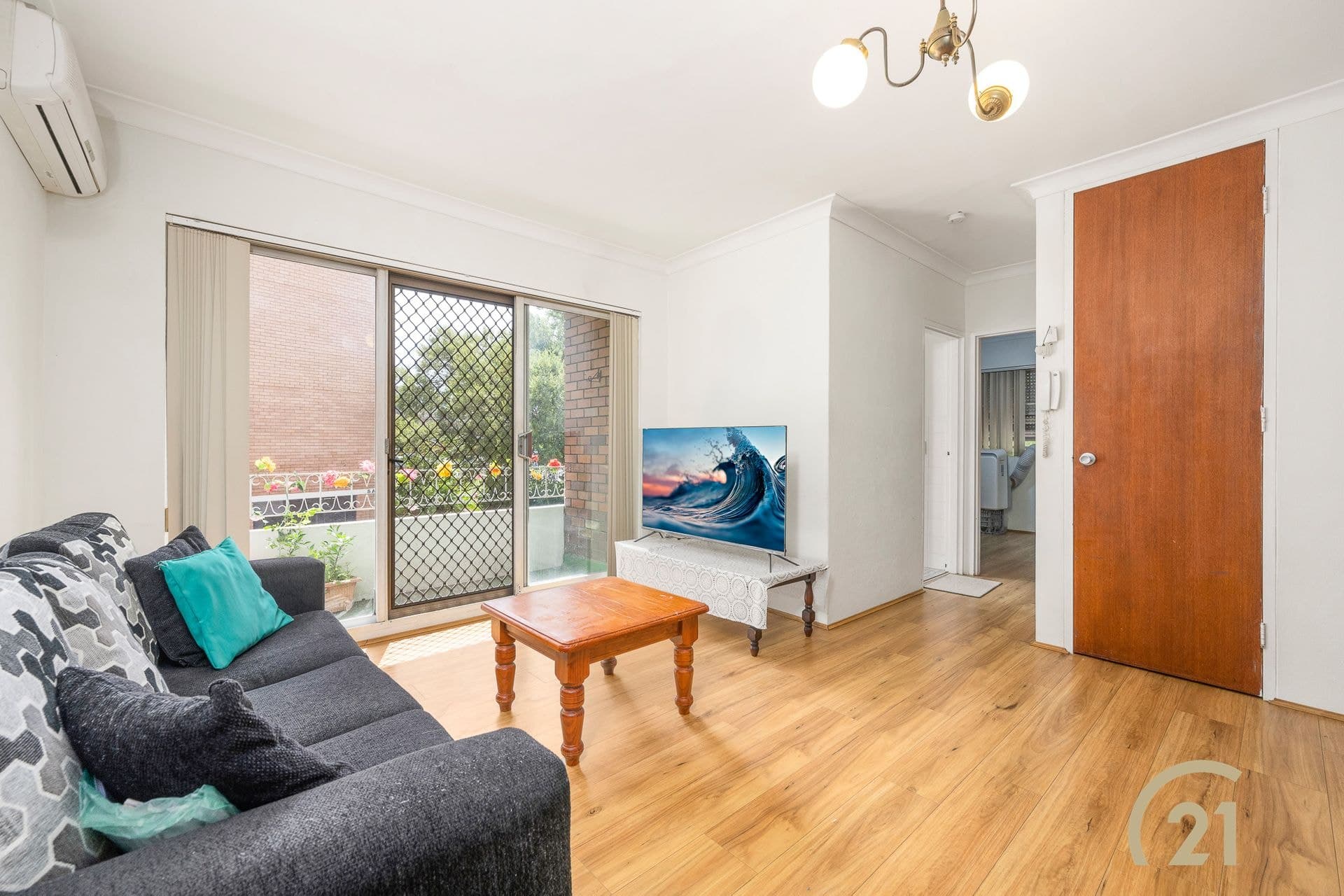 3/5B Fairlight Avenue, Fairfield, NSW, 2165, Fairfield - Thumbnail 2