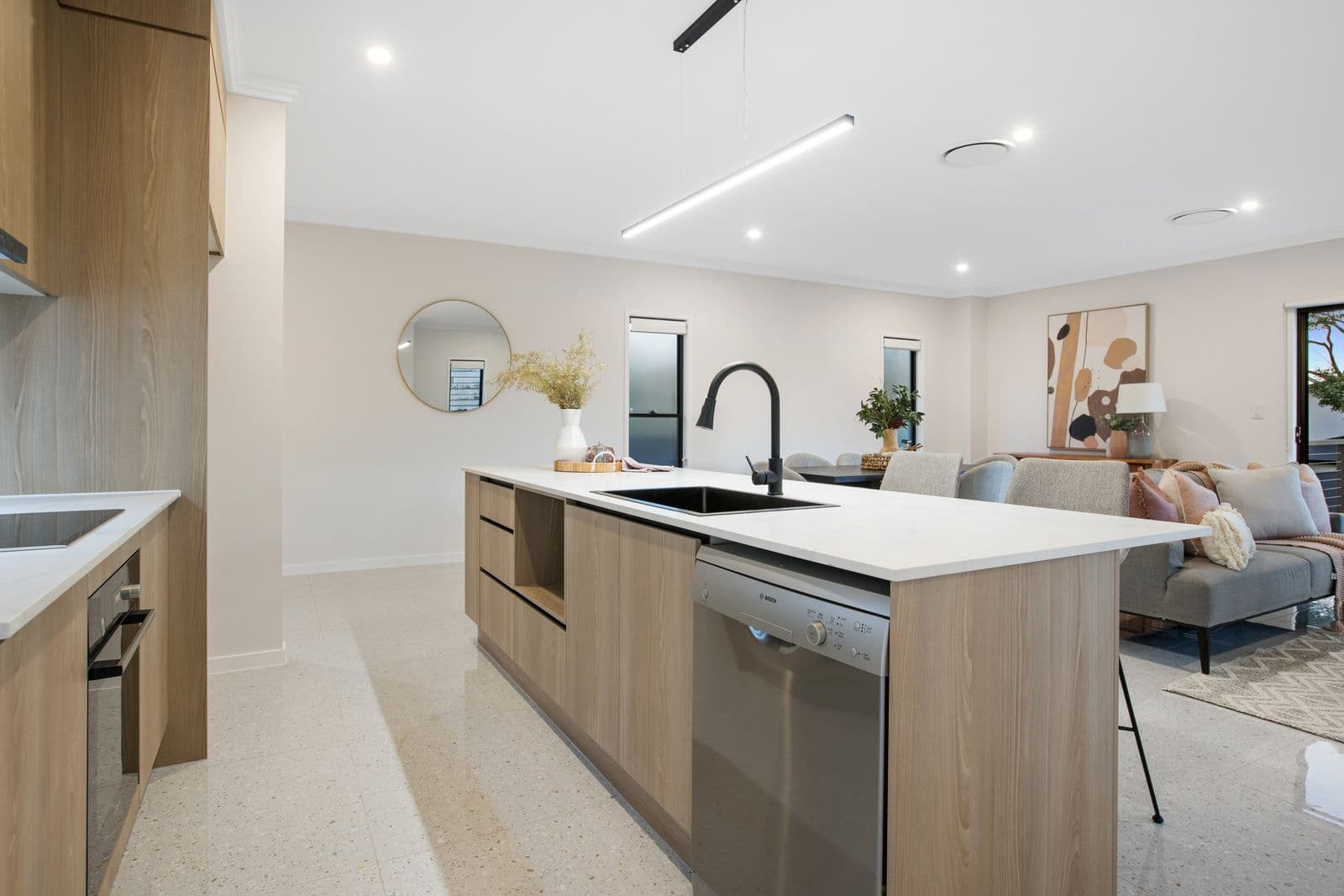 161 Blackwood Road, Salisbury QLD 4107, Salisbury - Thumbnail 2