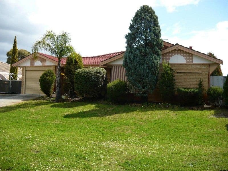 4 Honeyeater Retreat, BROOKDALE WA 6112, Brookdale - Image 1