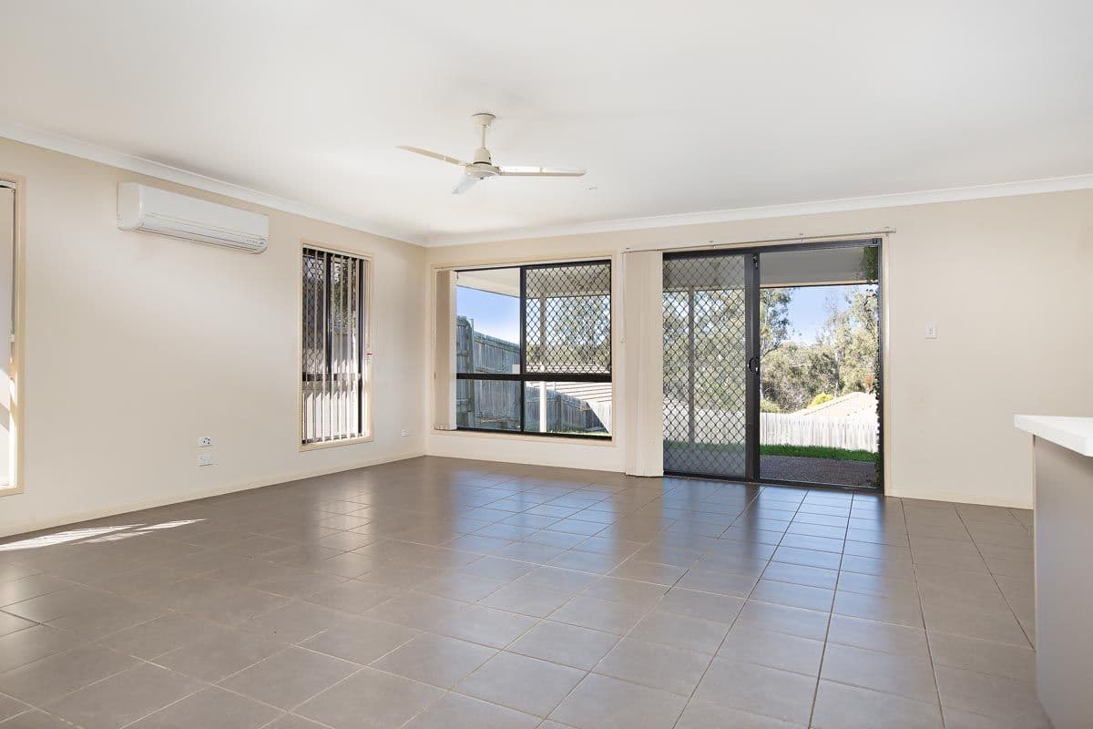 7 Eloise Place, Sumner QLD 4074, Sumner - Thumbnail 2