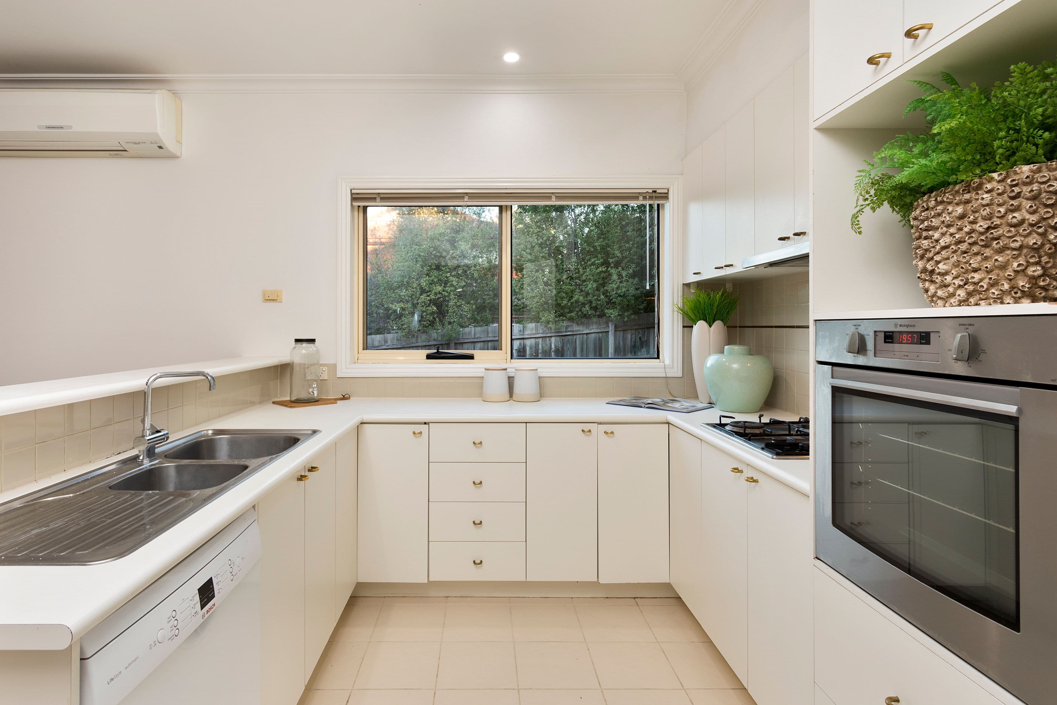 30 Ray Drive, Balwyn North VIC 3104, Balwyn North - Thumbnail 6