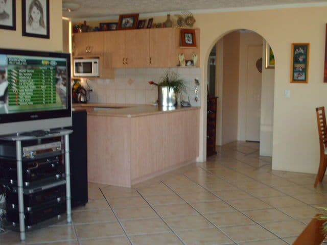 218 Marine Parade, LABRADOR QLD 4215, Labrador - Thumbnail 4