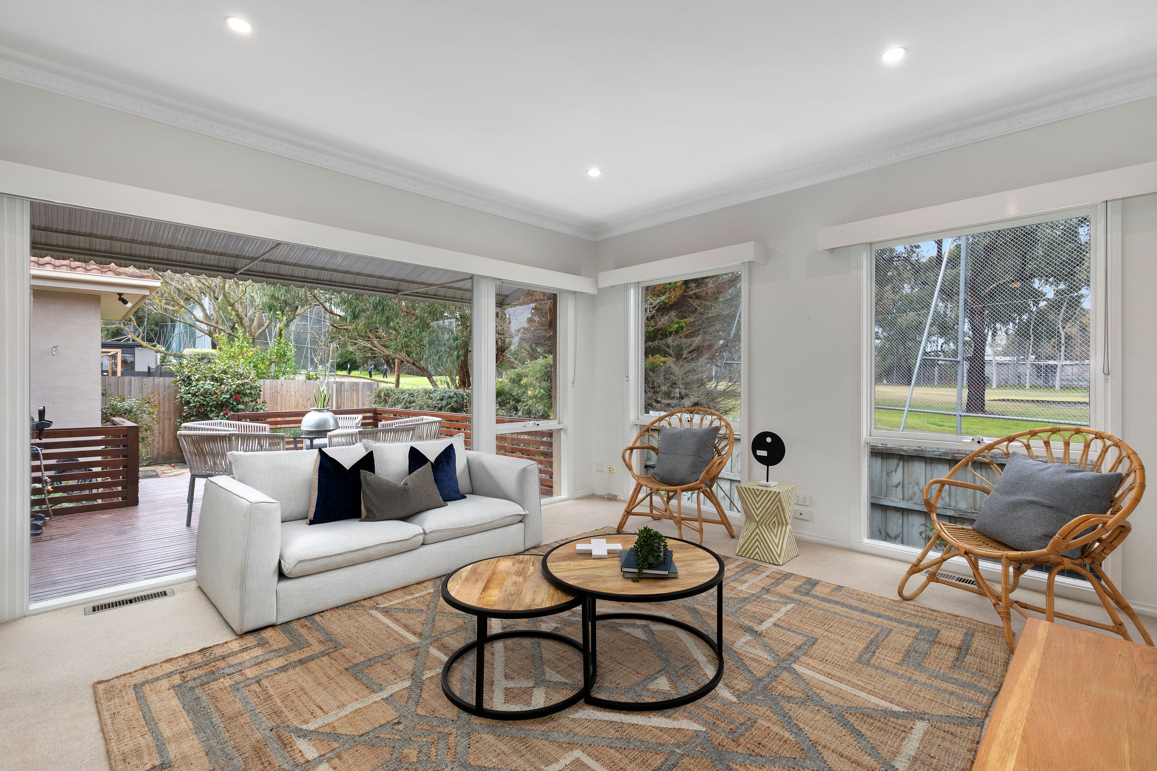 2 Crawford Street, Cheltenham VIC 3192, Cheltenham - Thumbnail 2