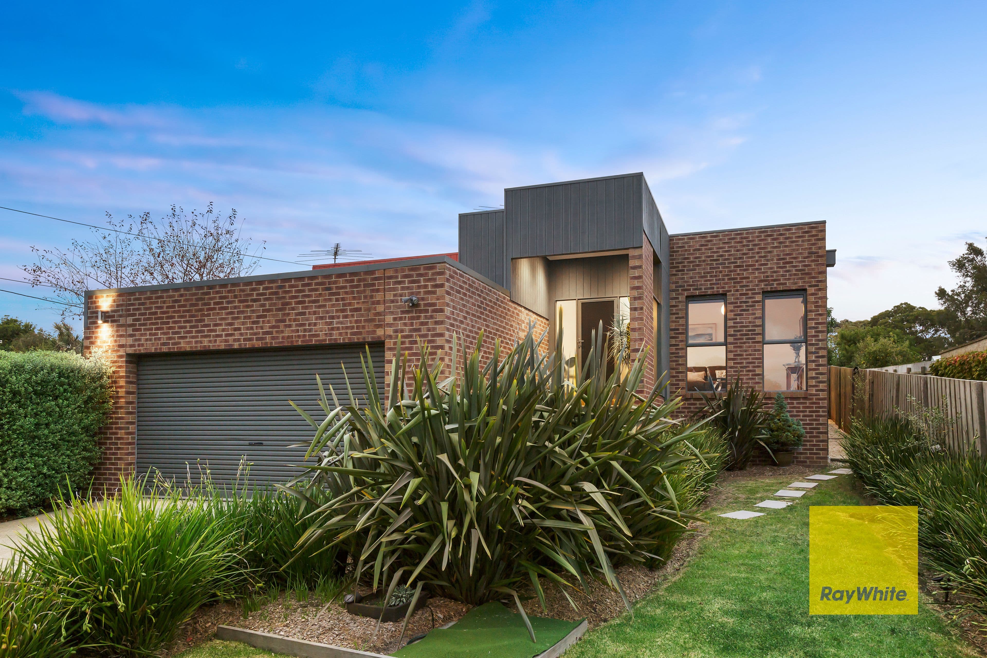 4 Arthur Street, Hamlyn Heights VIC 3215, Hamlyn Heights - Image 1