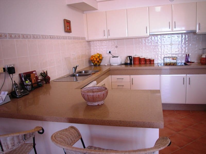 21B ' Surfers Aquarius', 4 Old Burleigh Road, BROADBEACH QLD 4218, Broadbeach - Thumbnail 5