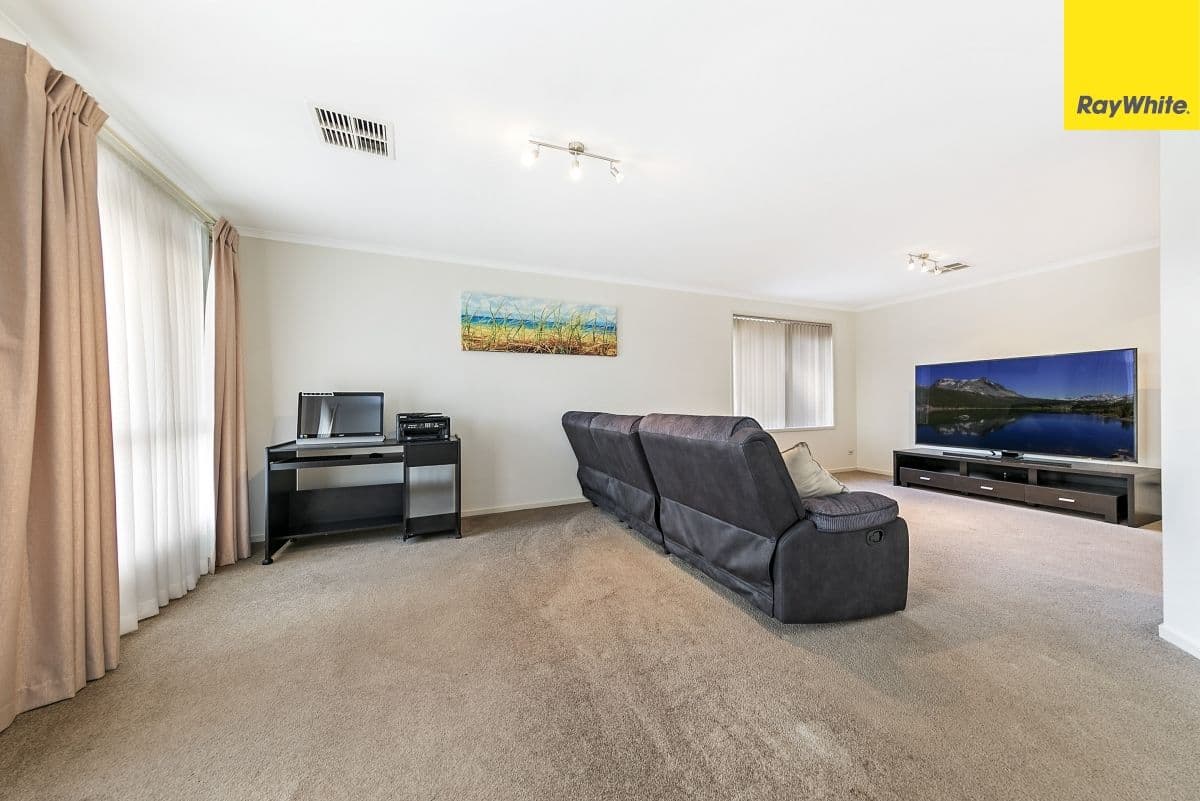9 Dineen Road, Parafield Gardens SA 5107, Parafield Gardens - Thumbnail 2
