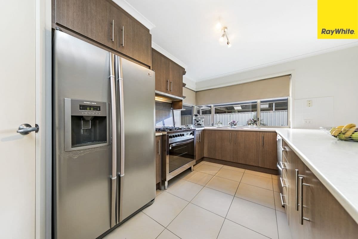 9 Dineen Road, Parafield Gardens SA 5107, Parafield Gardens - Thumbnail 4