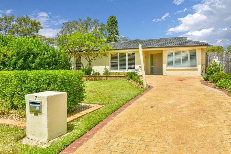 7 Naylor Place, Ingleburn NSW 2565, Ingleburn - Image 1