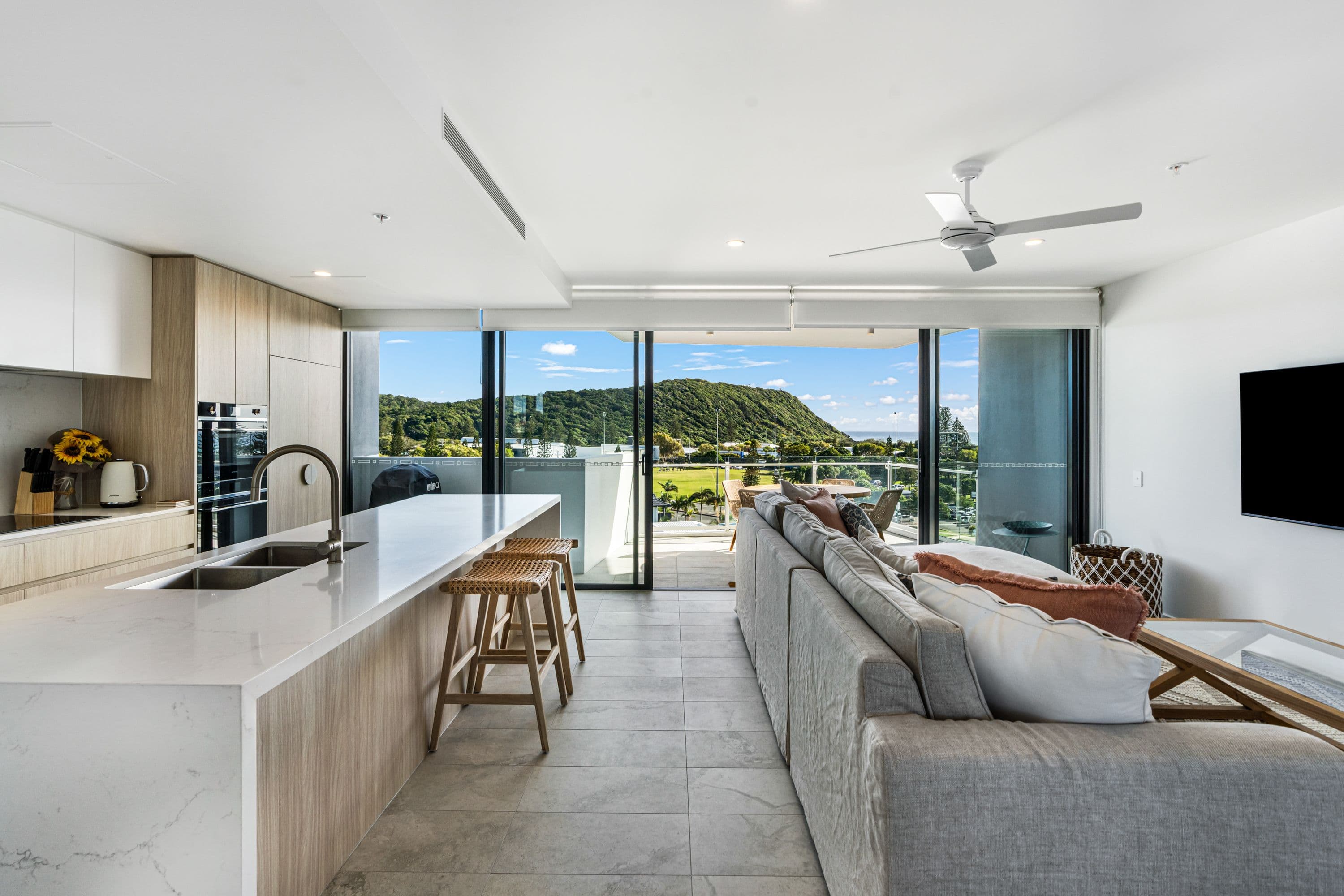 5 Nyrang Avenue, Palm Beach QLD 4221, Palm Beach - Thumbnail 3